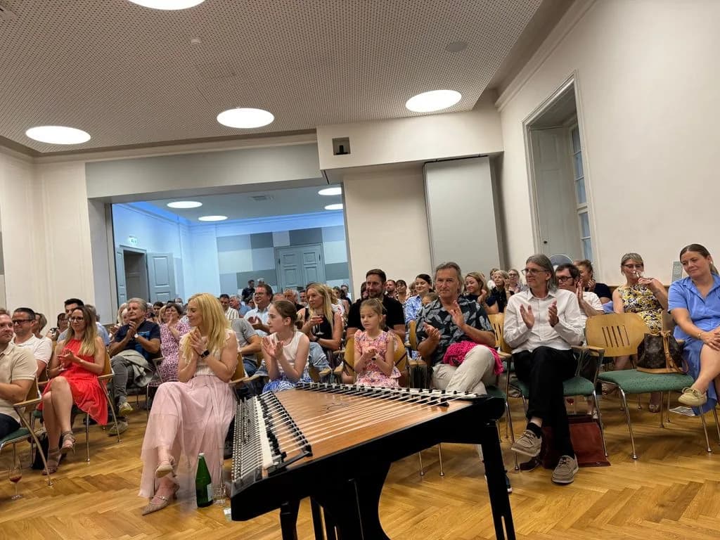 Volles Haus am Retzhof – Buchpräsentation mit Mario Körbler - Bild 1