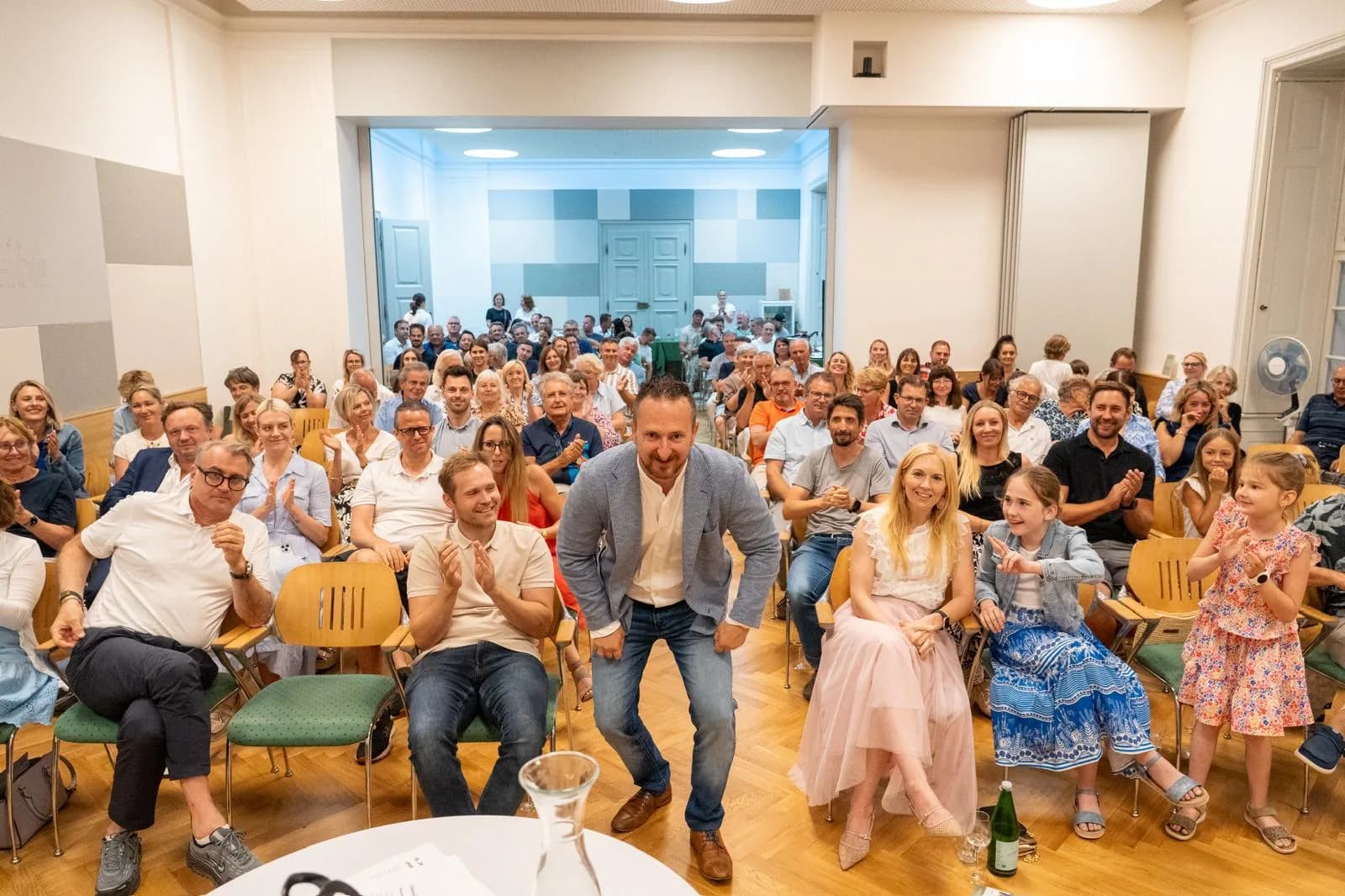 Volles Haus am Retzhof – Buchpräsentation mit Mario Körbler - Bild 6