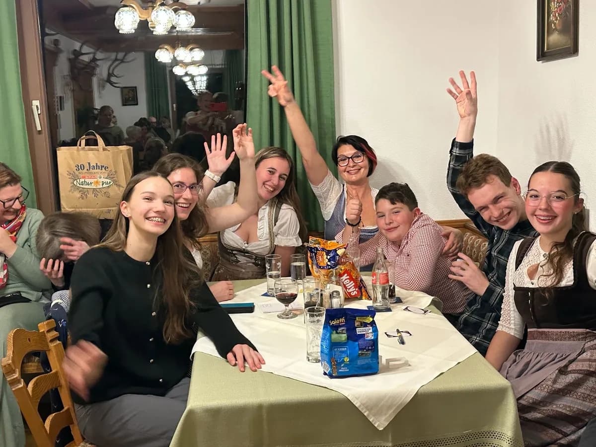 22. Musikwochenende – VOLKSMUSIK "pur&g'spritzt" - Bild 1